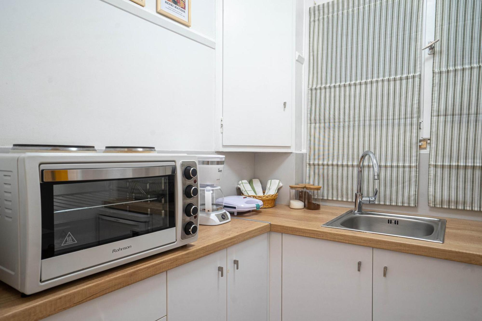 Lovely Studio In Likavitos Hill Atenas Exterior foto
